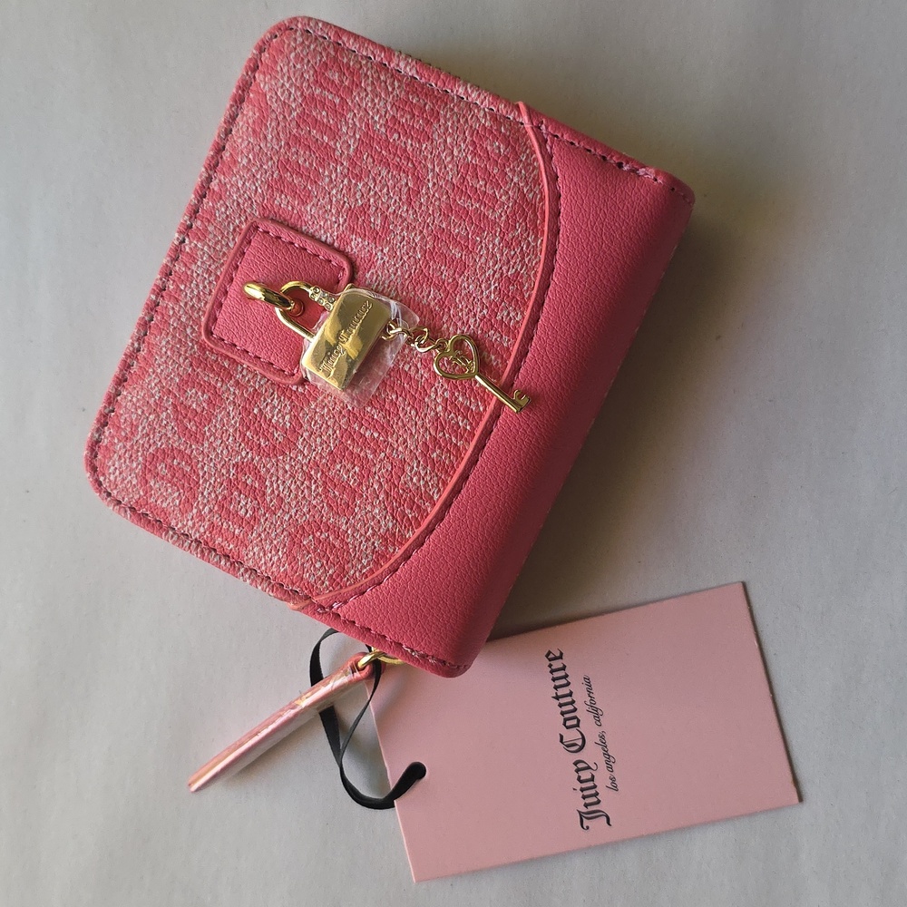 Juicy Couture Pink Card Wallet NWT